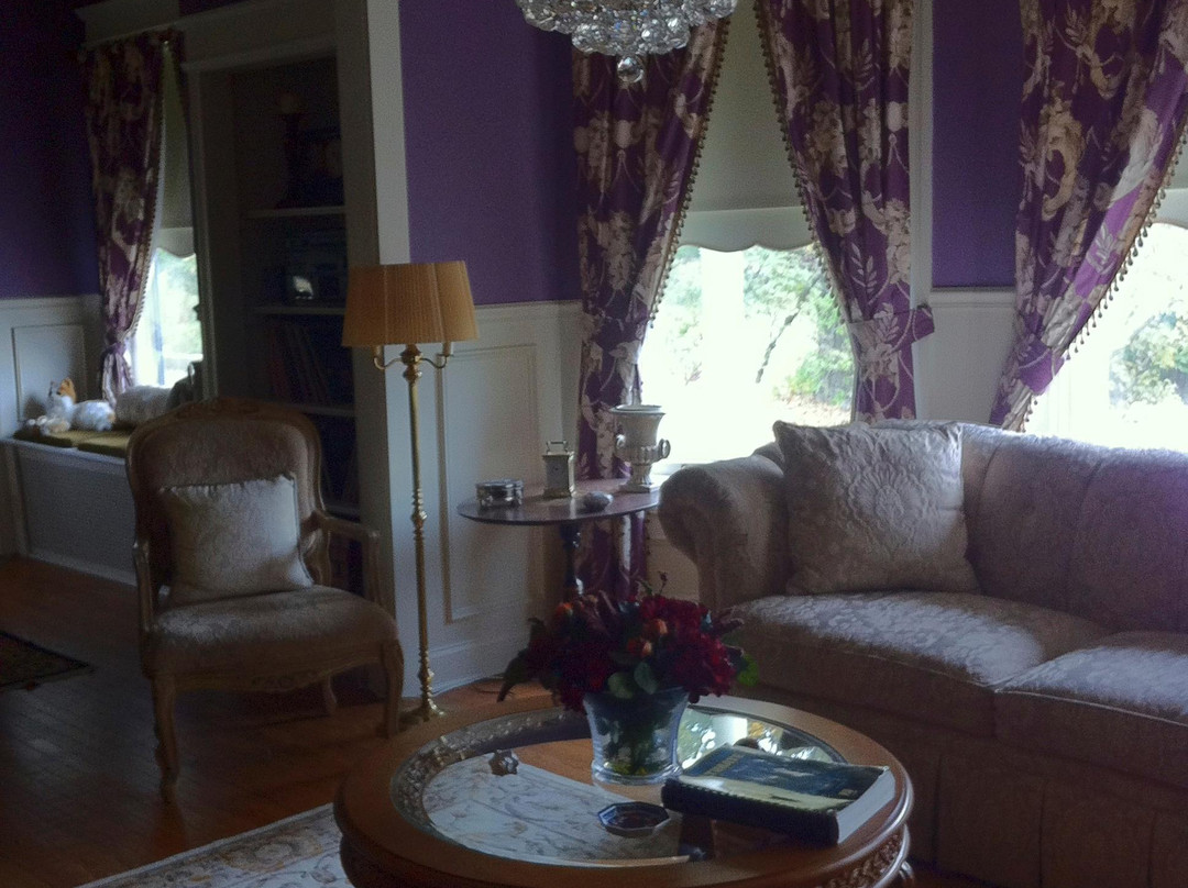 Torrington Manor B&B主图