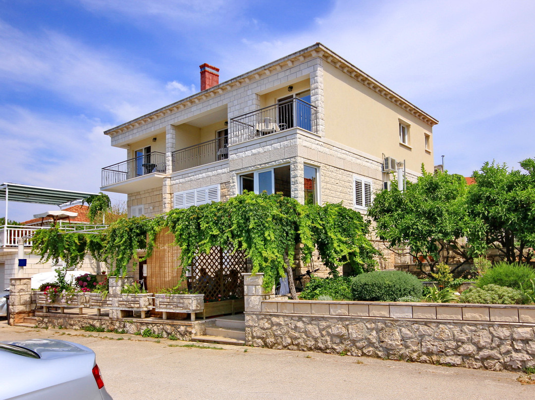 Villa Julija Apartments