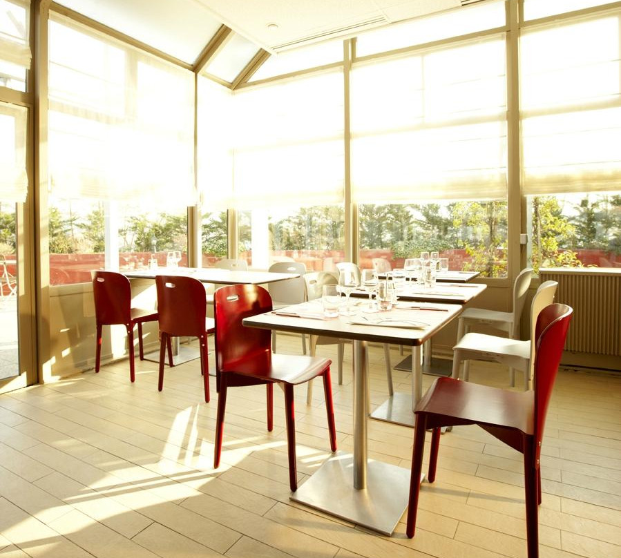 Val-d'Oise酒店住宿-阿让特伊钟楼酒店