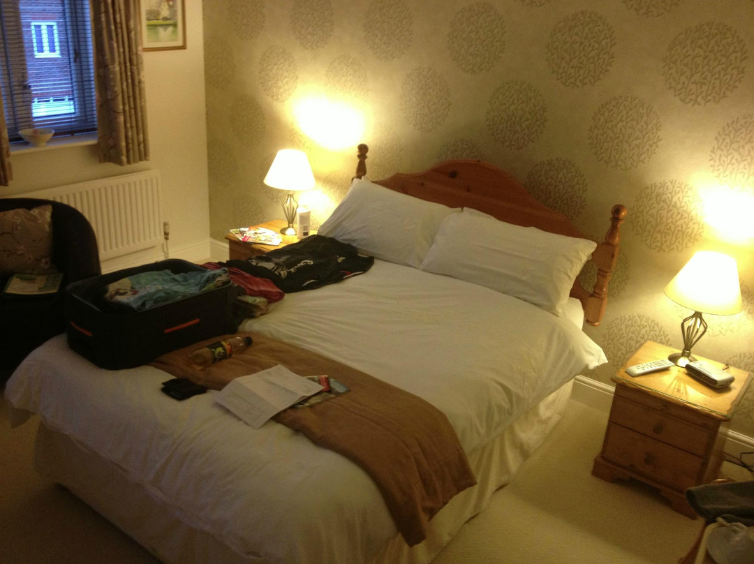 Yew House Bed and Breakfast主图
