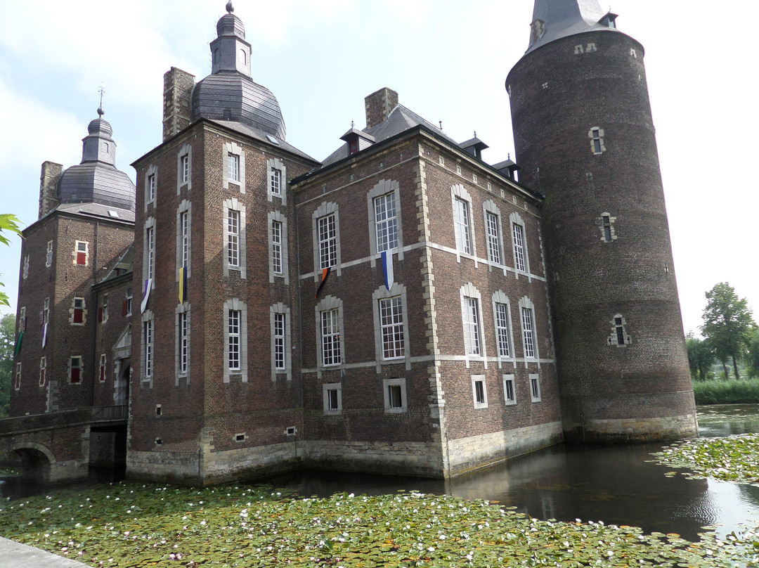 Hoensbroek Castle景点图片