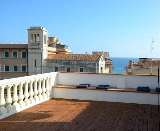 B&B Numero Quattro.-官方