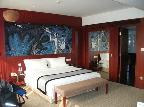 深圳中航城格兰云天大酒店主图