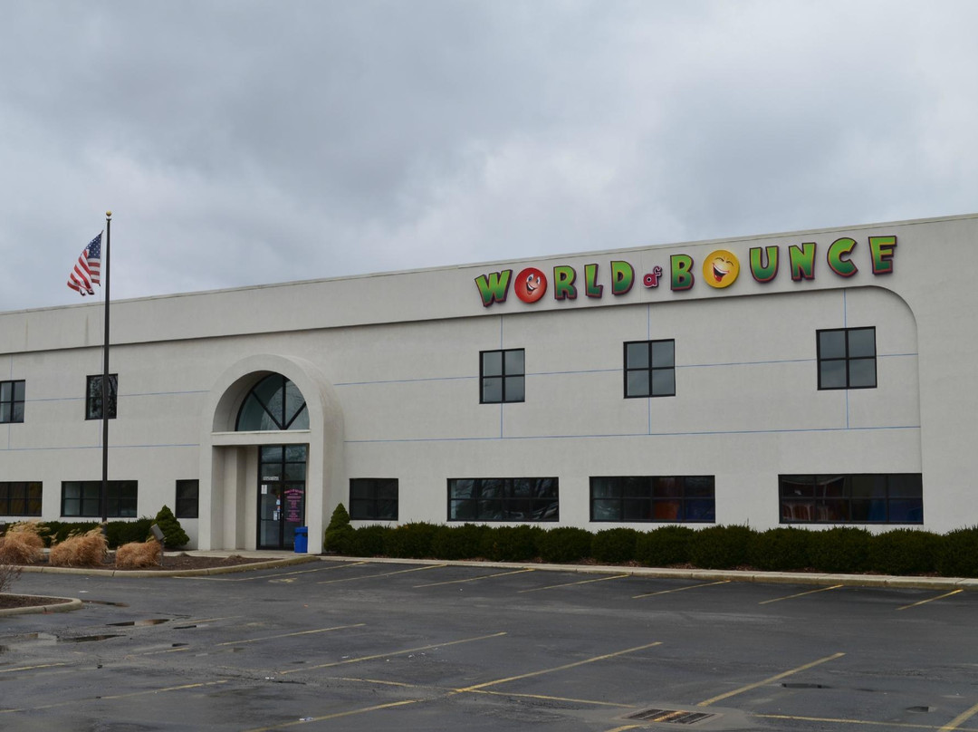 World of Bounce-格罗夫城必去景点