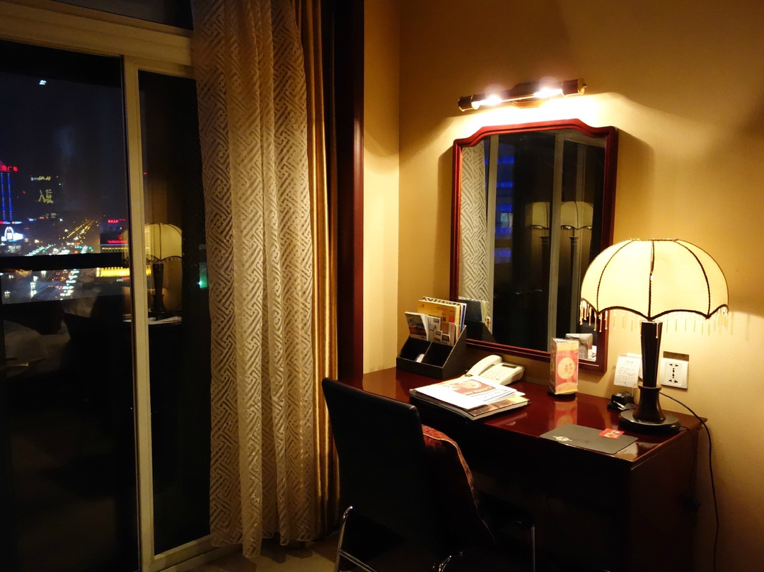 新华大酒店主图