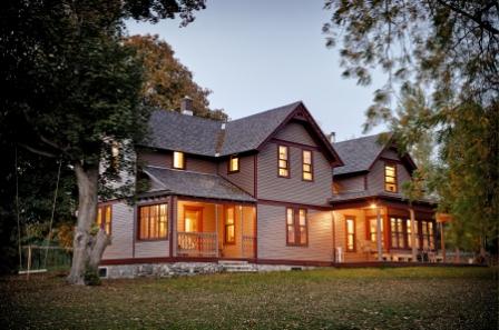 Hillside Homestead-官方