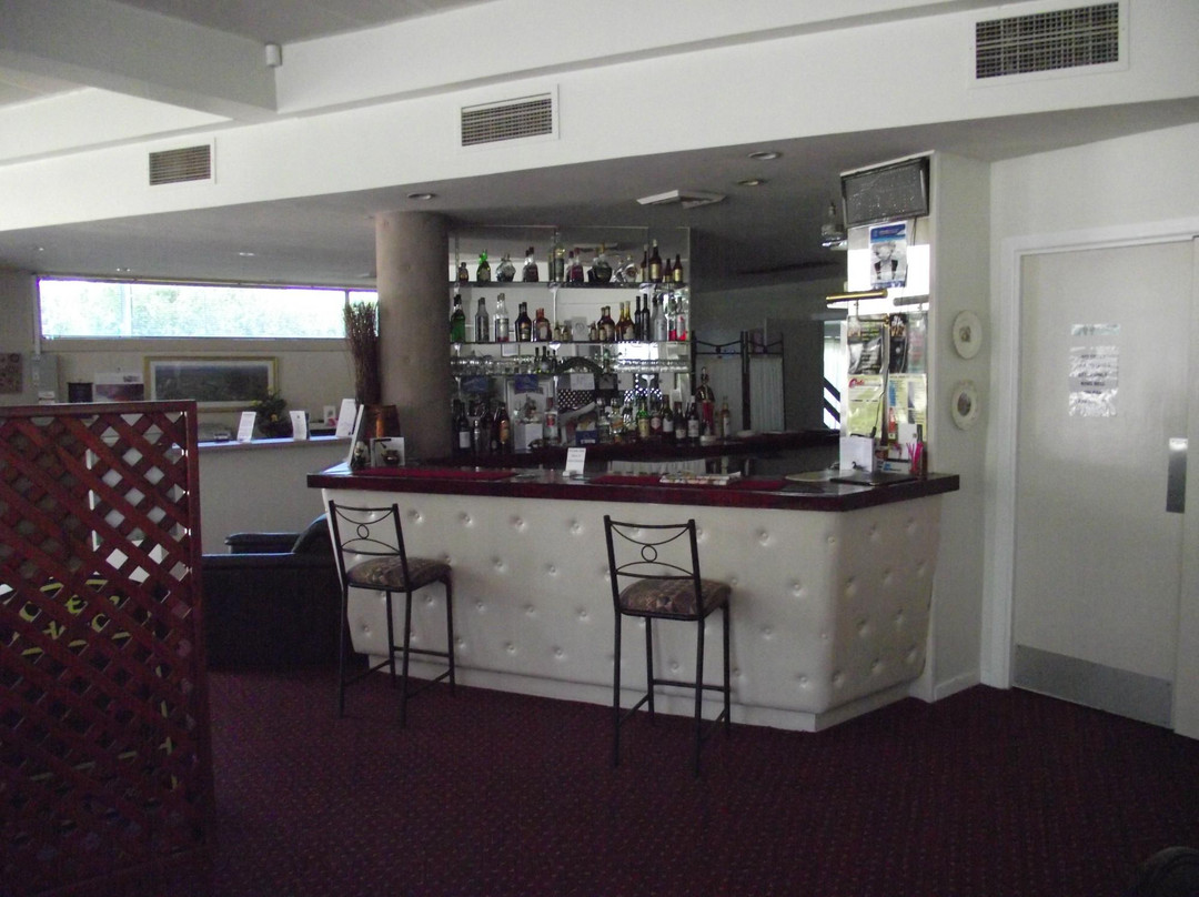 河公园汽车旅馆主图