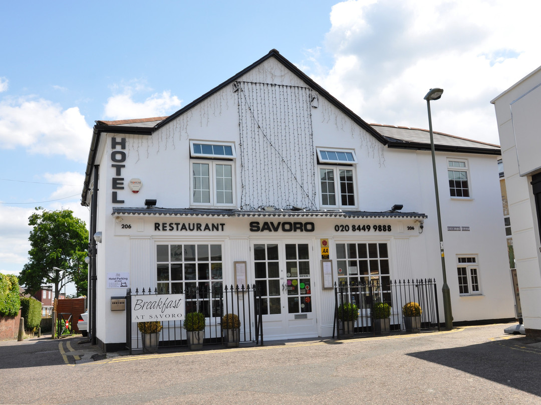 Potters Bar酒店住宿-206酒店