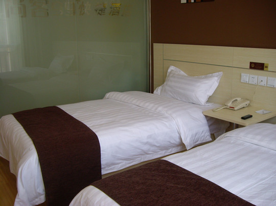 连云港尚客优快捷酒店东海店主图