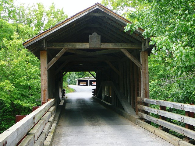Harrisburg Covered Bridge-塞维尔维尔必去景点