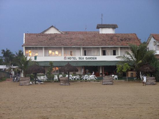 海上花园酒店主图