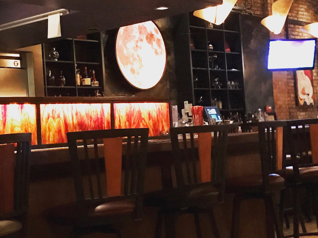 DeKalb餐馆和美食-Tapa La Luna