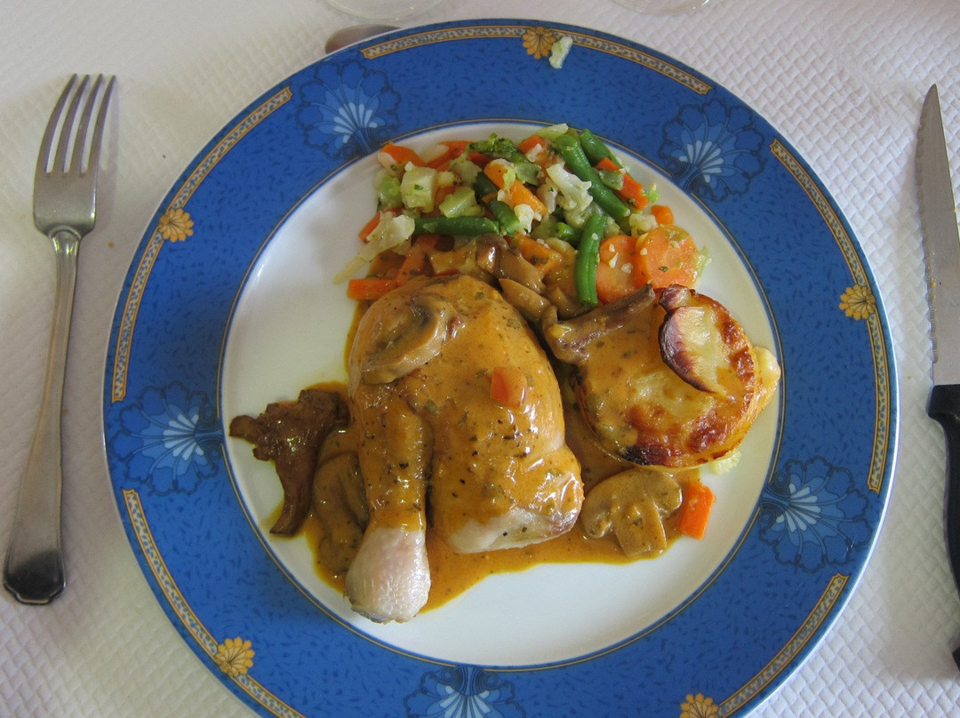 Dugny-sur-Meuse餐馆和美食-Le Clair de Lune