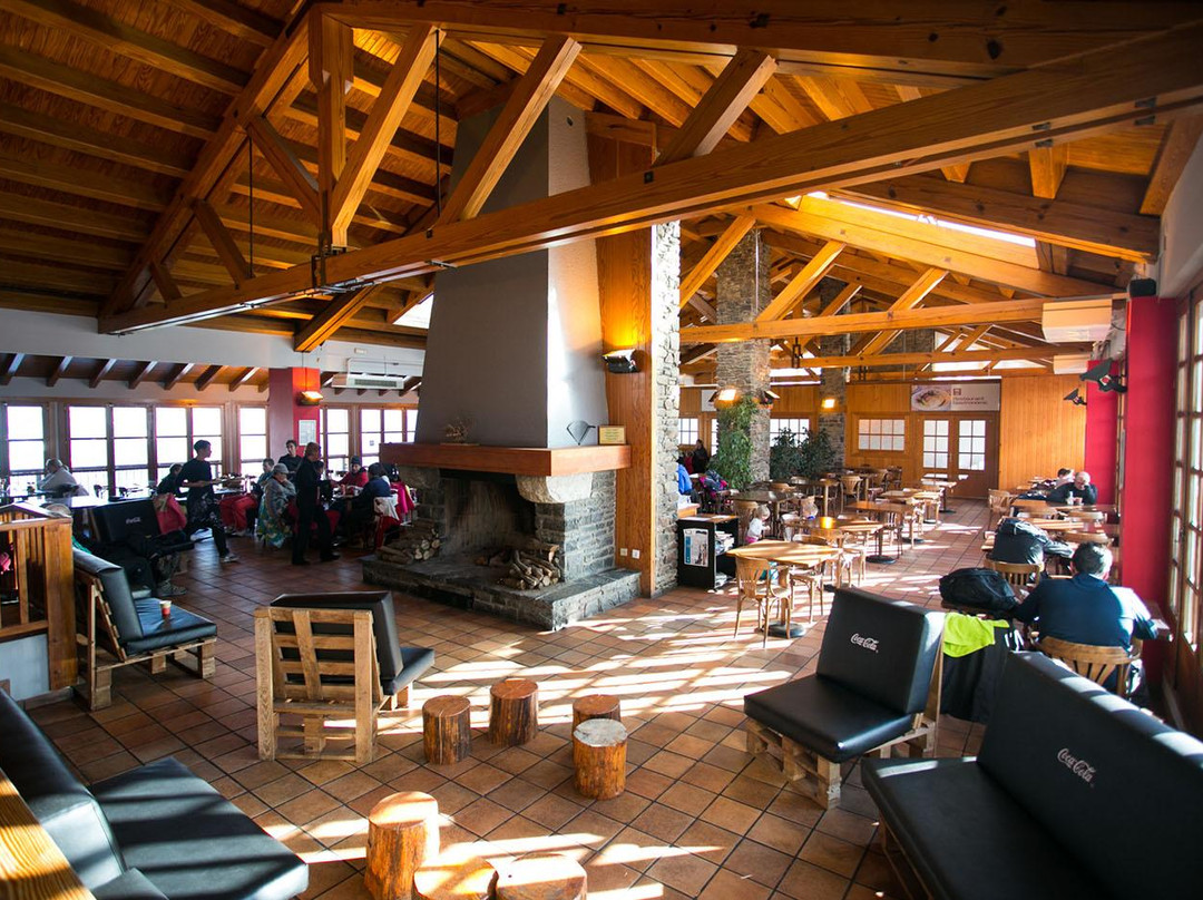 The Terrace Ski & Lounge