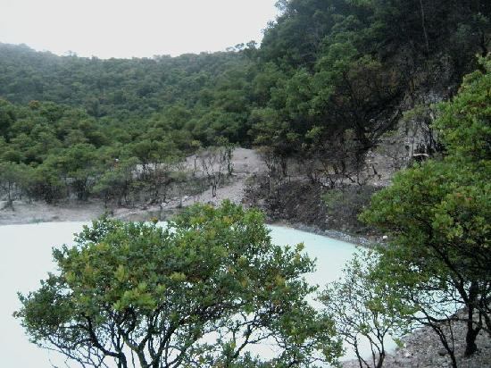 White Crater-Ciwidey必去景点