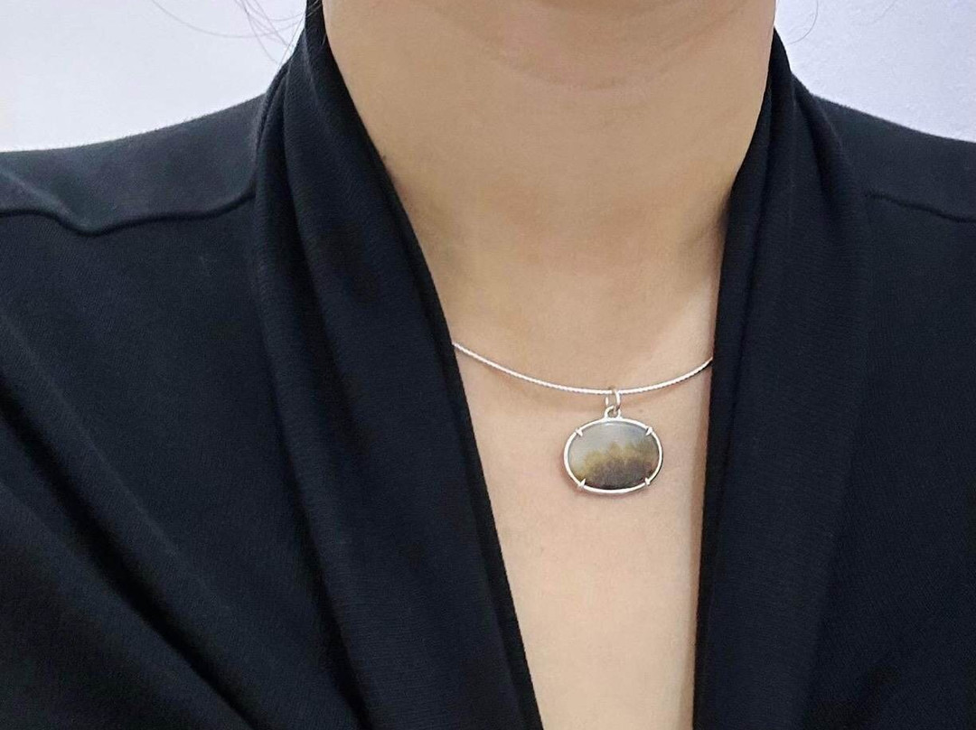 Quartzaholic - Handmade Jewelry & Gems-河内必去景点