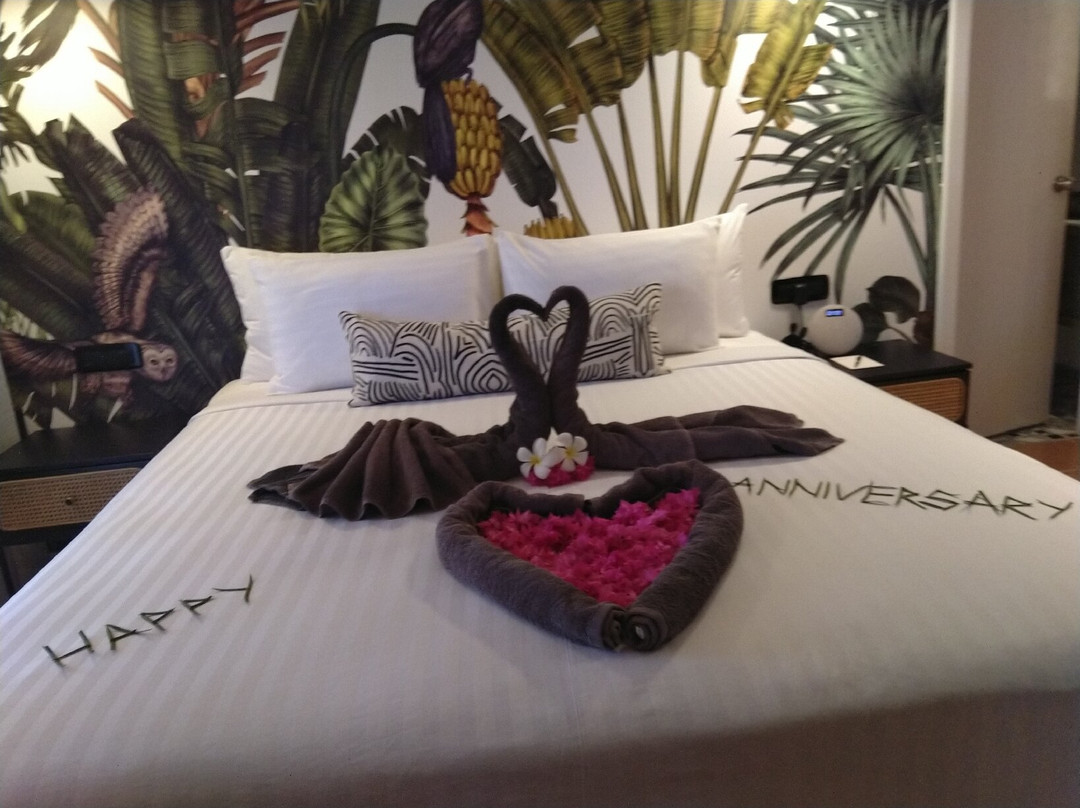 The Continental Hotel主图