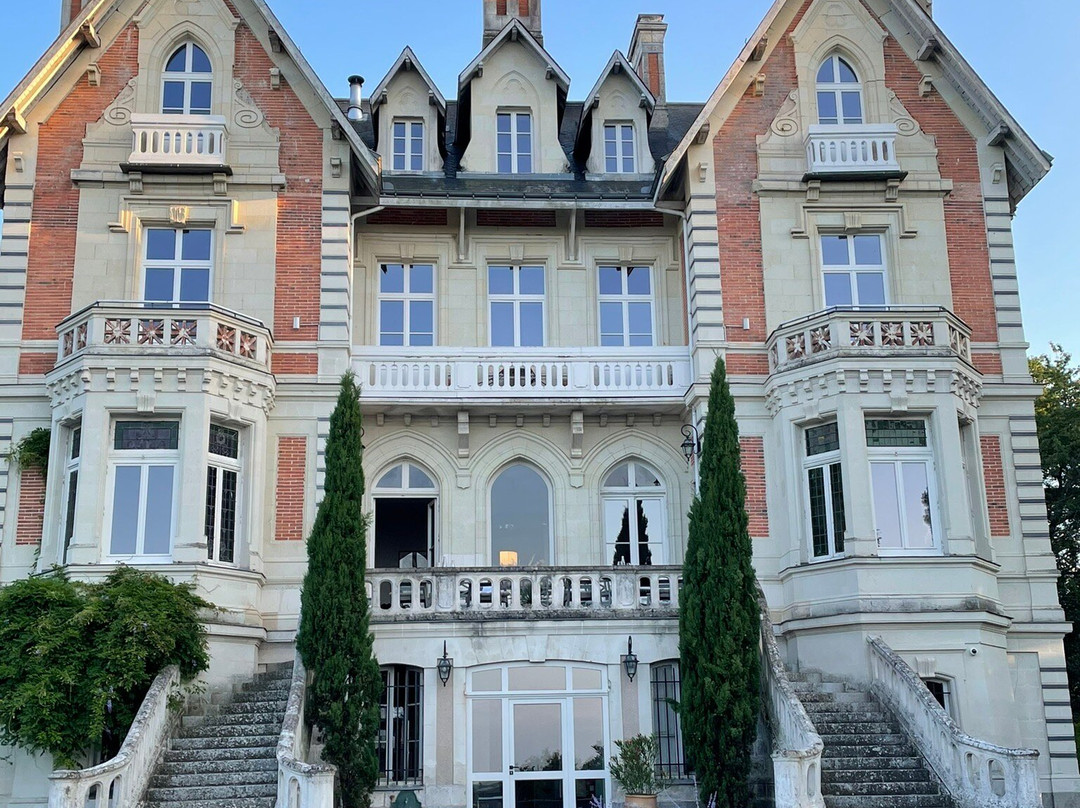 Le Château Des Forges主图