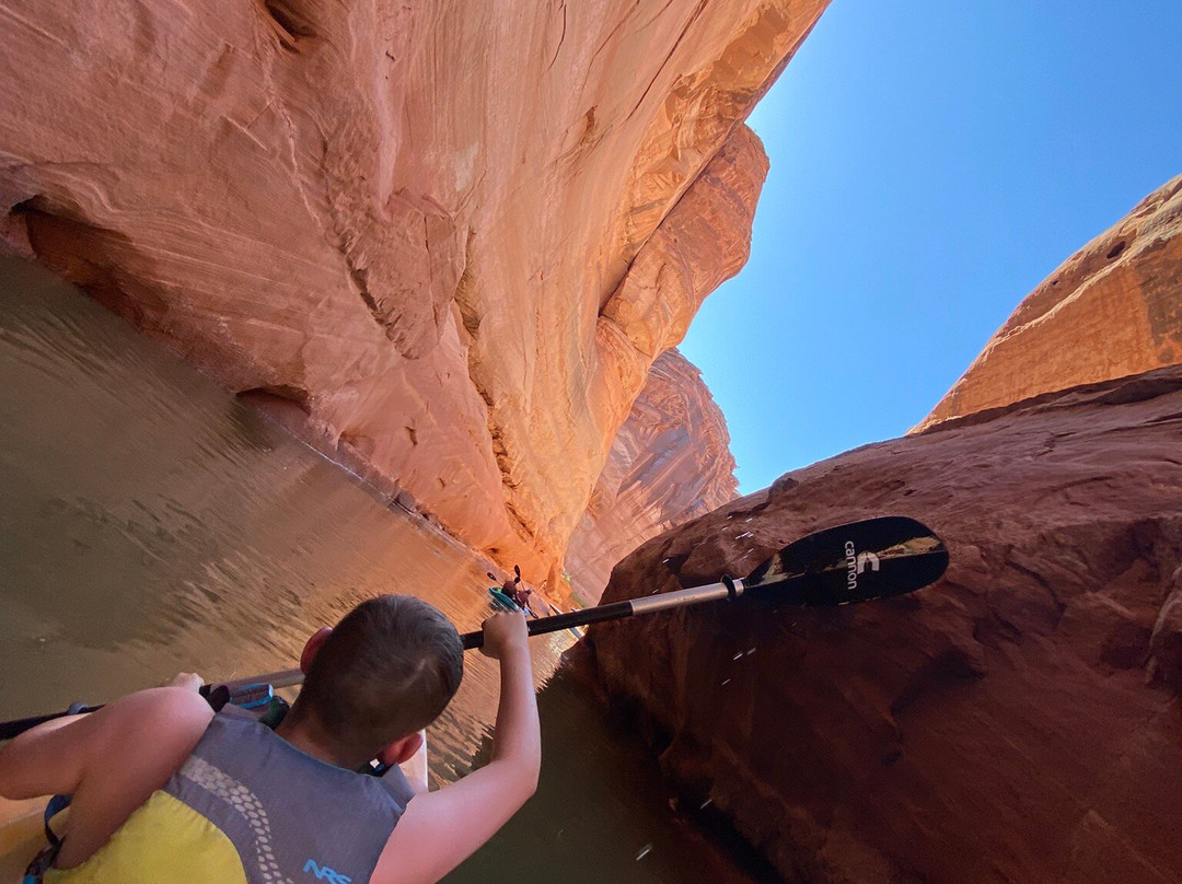 Kayak Lake Powell - Rentals and Day Tours景点图片