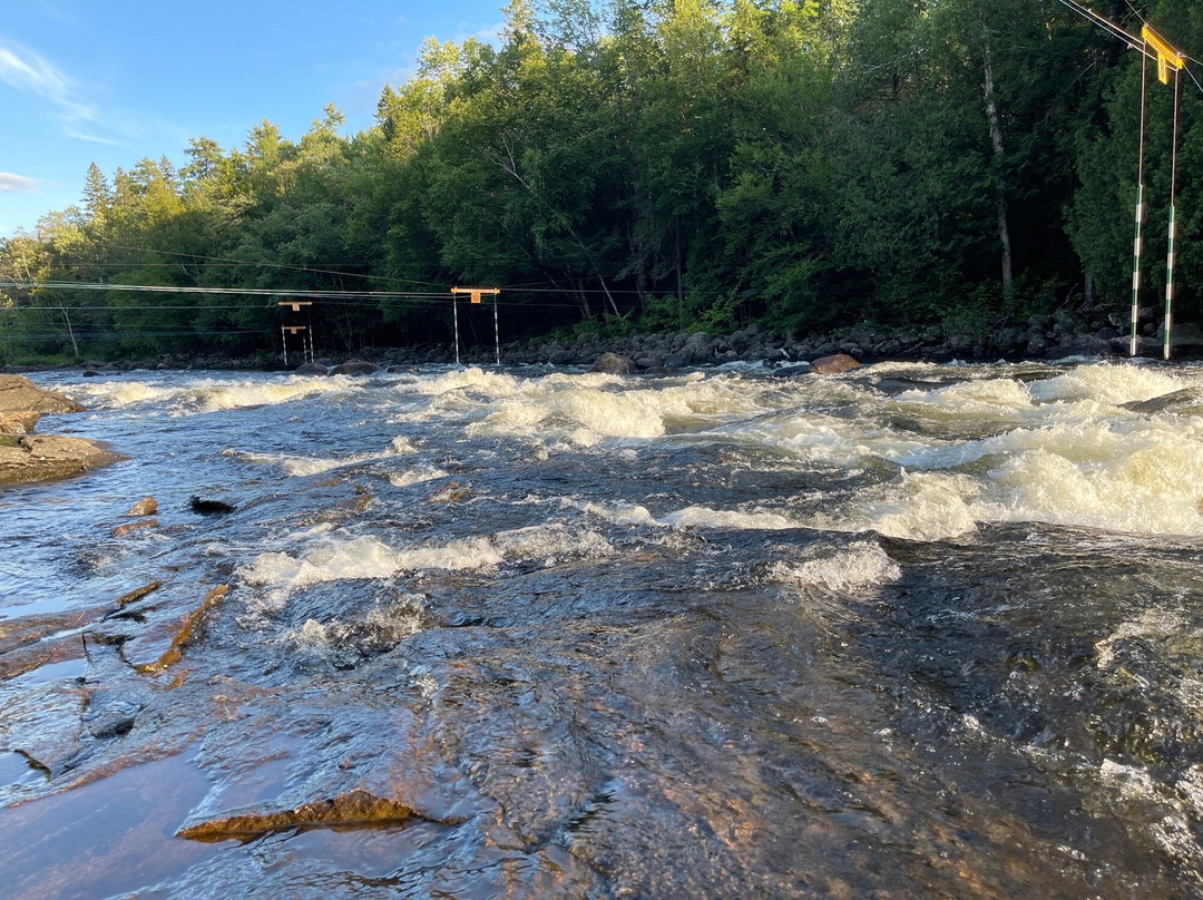 Madawaska Kanu Centre-Barry's Bay必去景点
