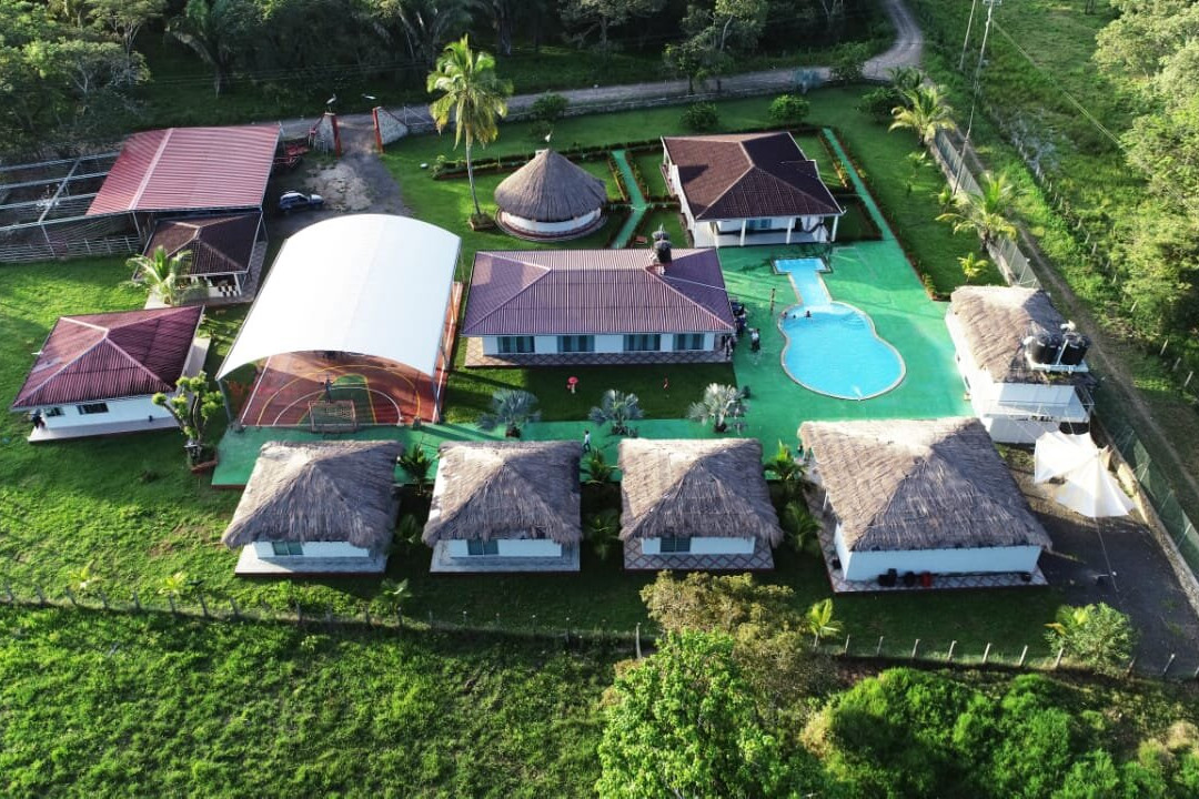 Los Búhos Hotel- Cabañas