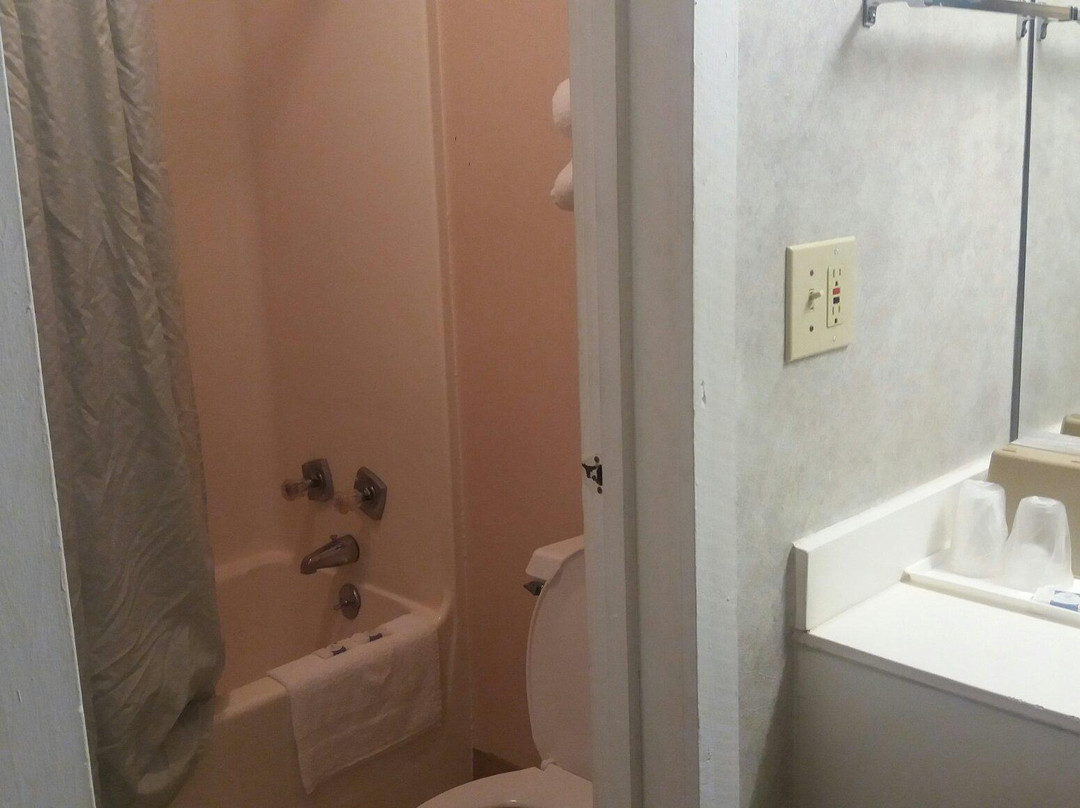 Travelodge by Wyndham Elkton University Area