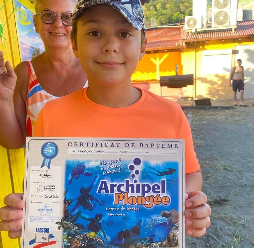 Archipel Plongée-Bouillante必去景点