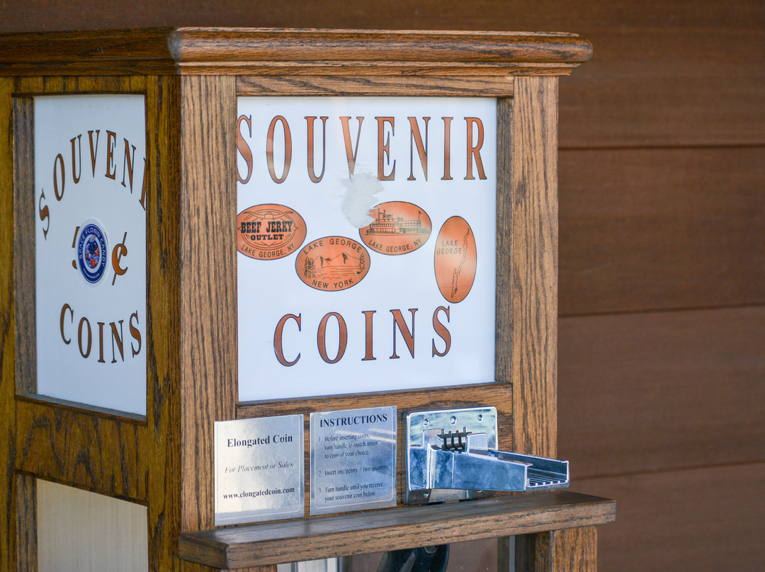 French Mountain Commons-乔治湖必去景点