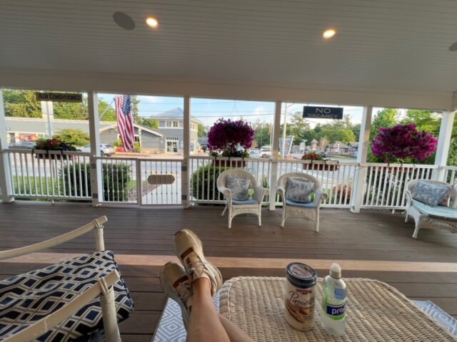 Glen Arbor Bed and Breakfast & Condos-浴室