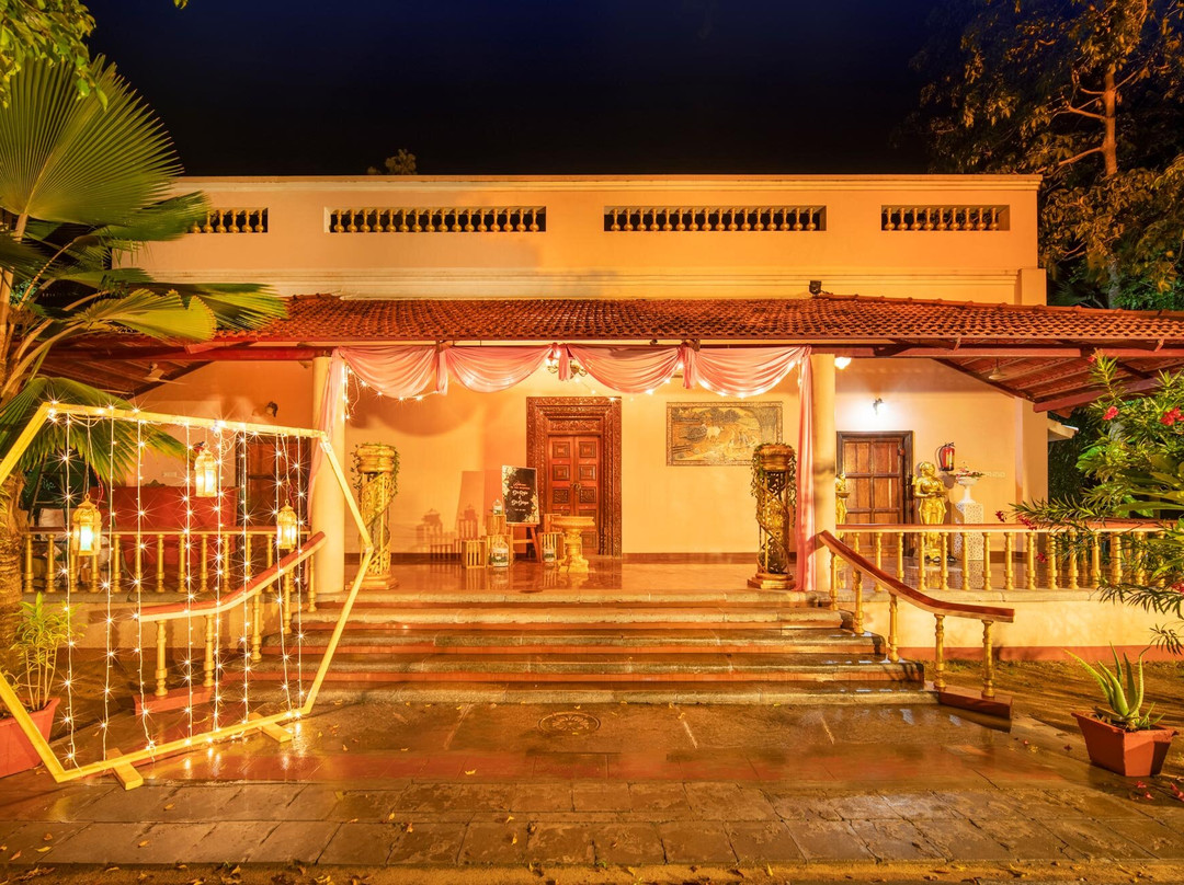 Hotel Sadhabishegam主图