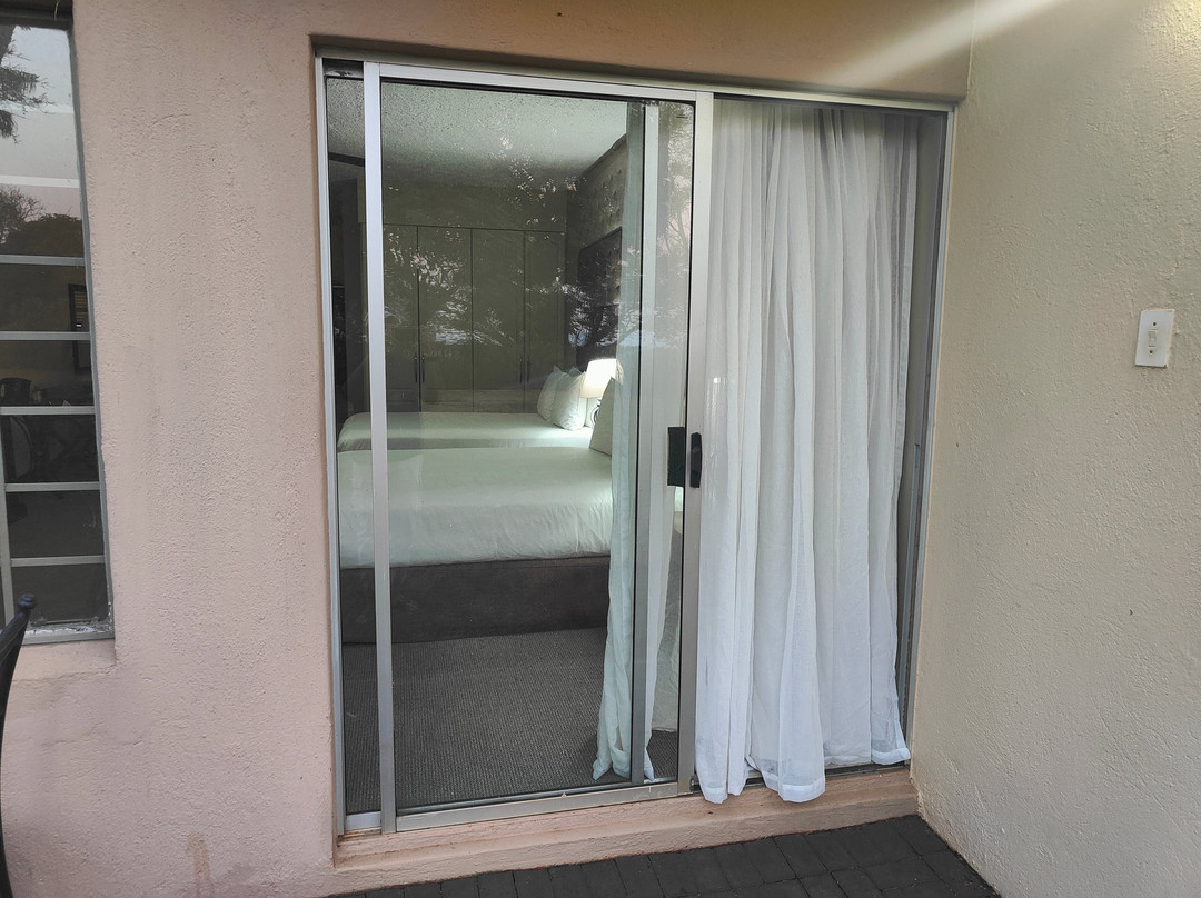 雾观普罗提酒店主图