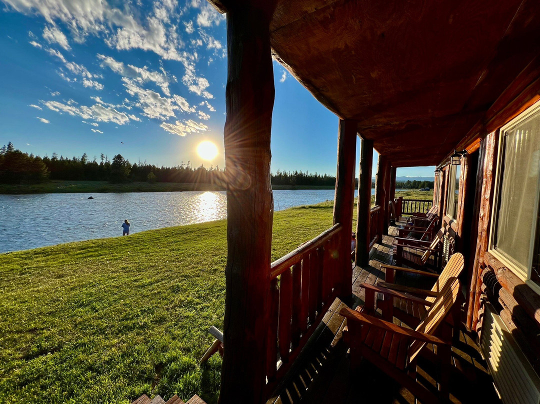 Angler's Lodge主图