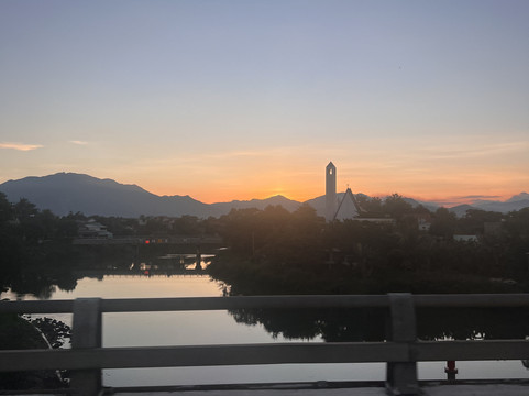 VN CARS SERVICES-岘港必去景点