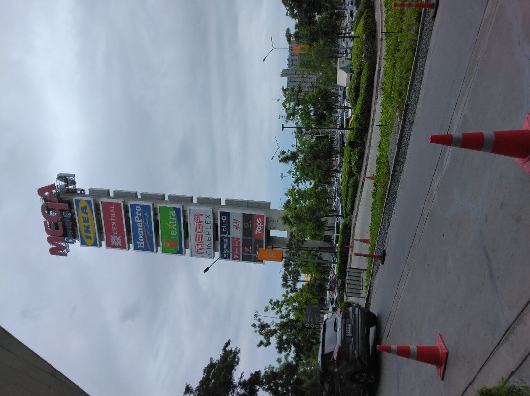 班纳大型购物中心-挽披县必去景点