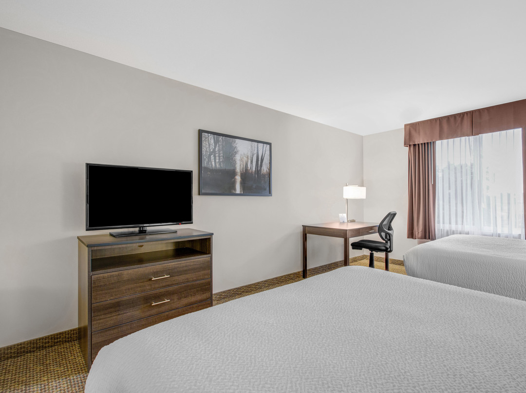 Days Inn And Suites By Wyndham Lindsay主图