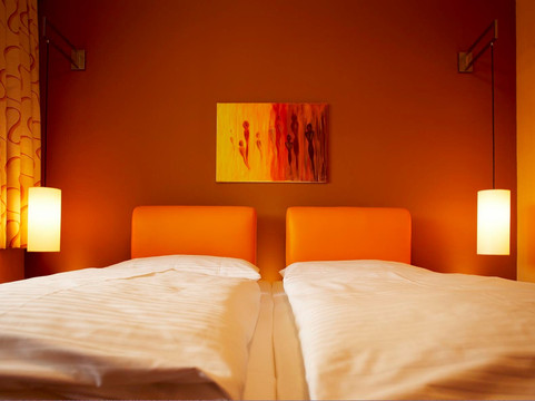 祖尔珀斯特绿色环保酒店主图