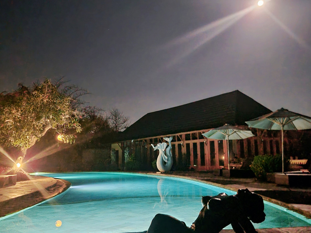 盖贾密那海滩度假村主图