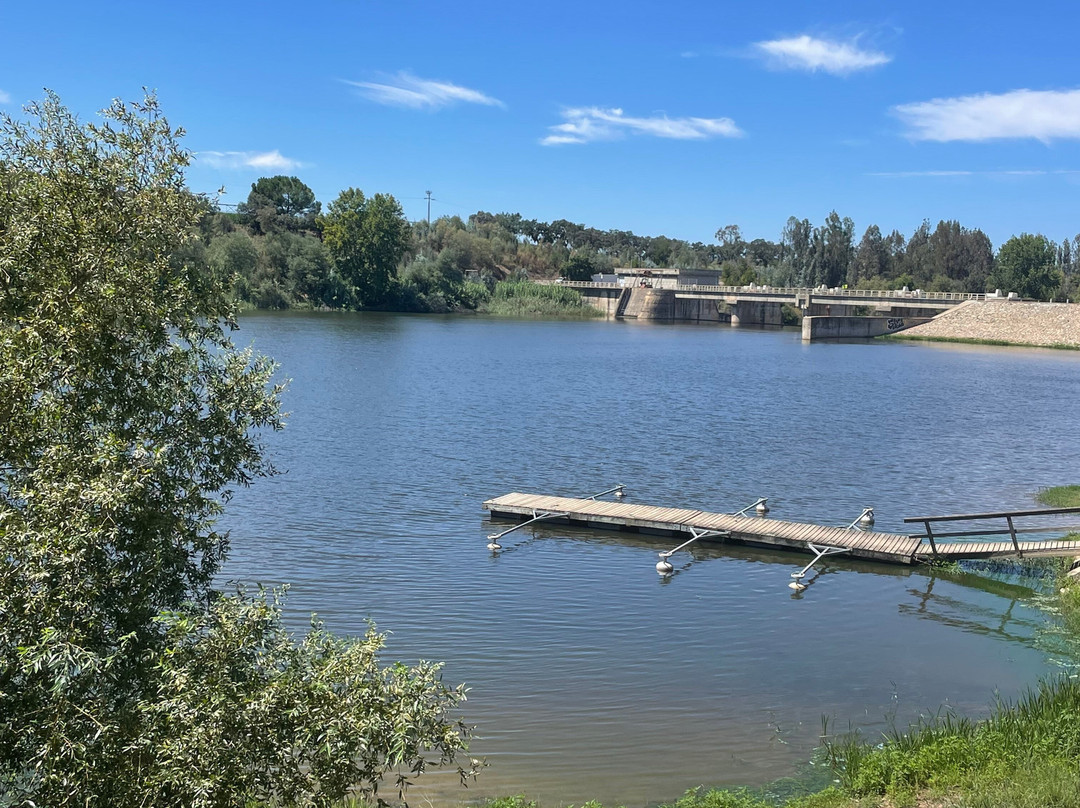 Praia Fluvial de Mourão景点图片