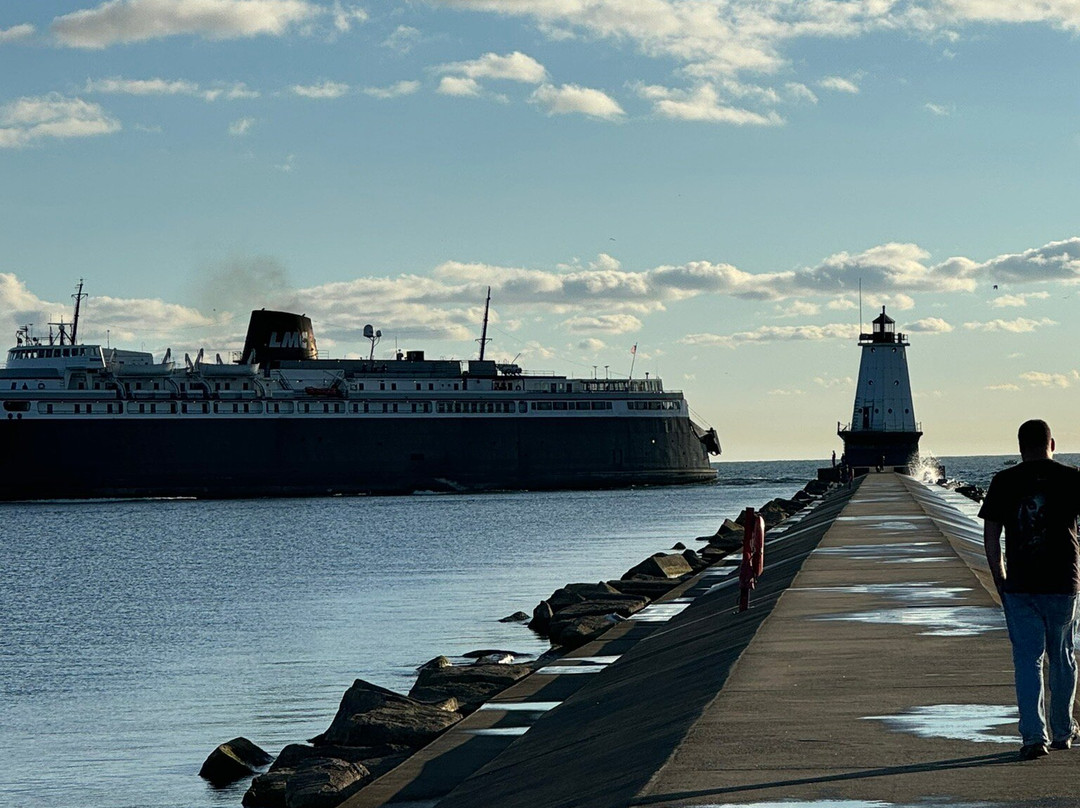 Ludington North Breakwater Light-拉丁顿必去景点