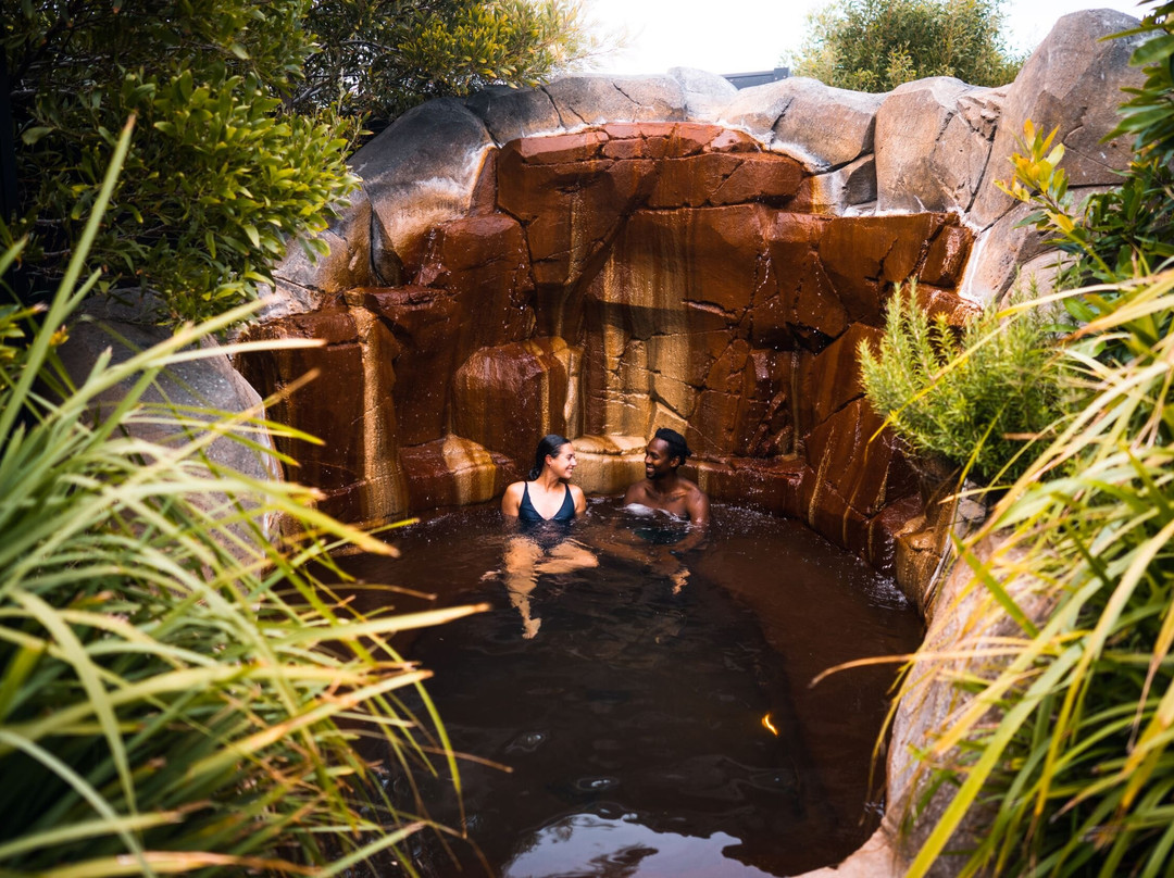Deep Blue Hot Springs Warrnambool景点图片