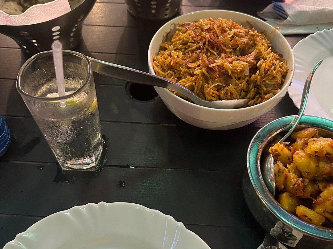 Raja Ji Indian Restaurant & Bar