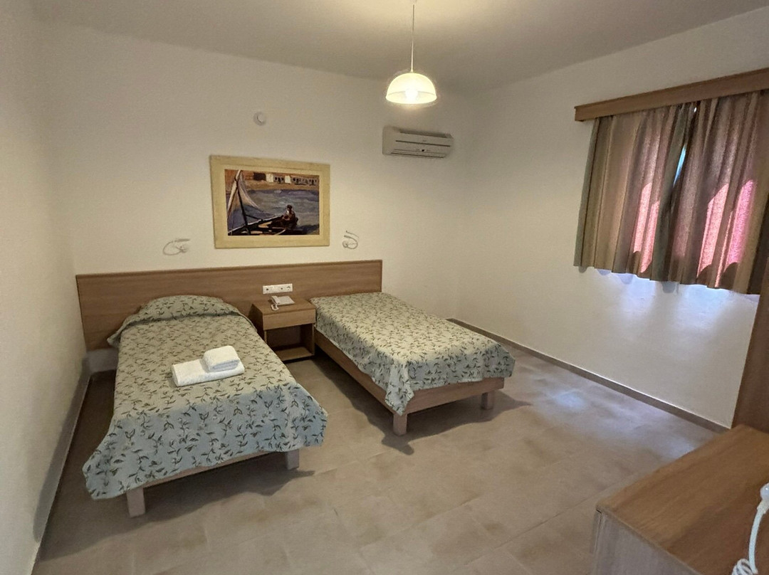 Matina Pefkos Aparthotel主图