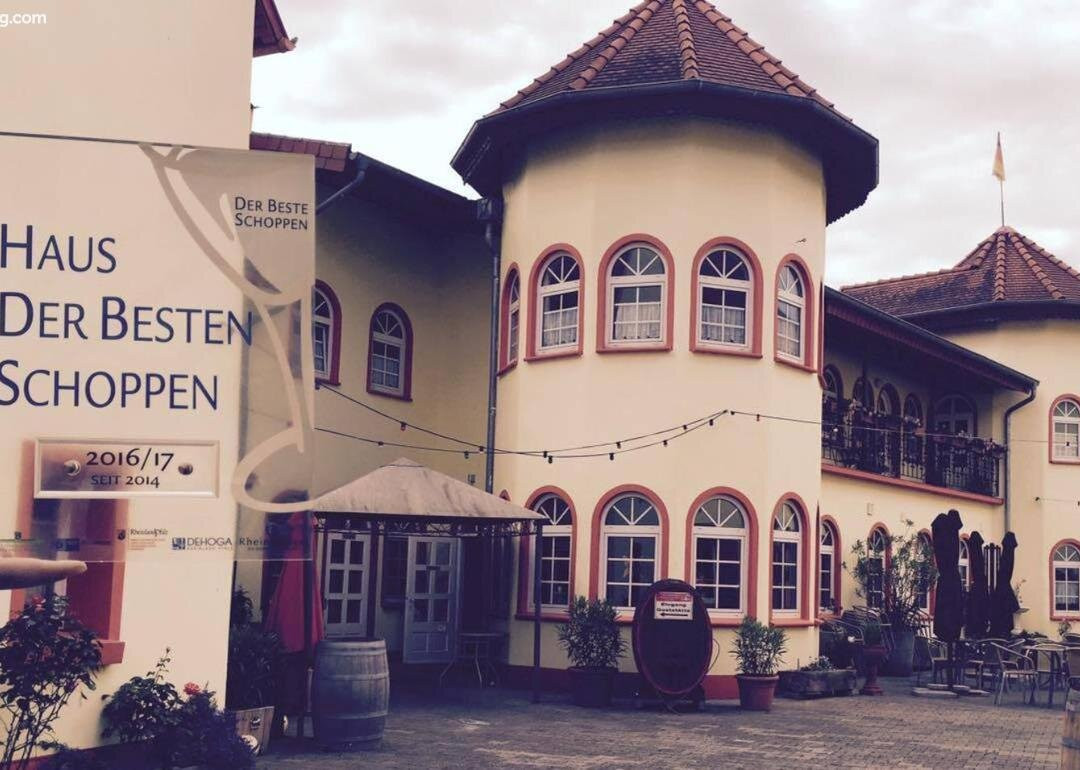 Weinschlosschen Im Weingut Roos主图