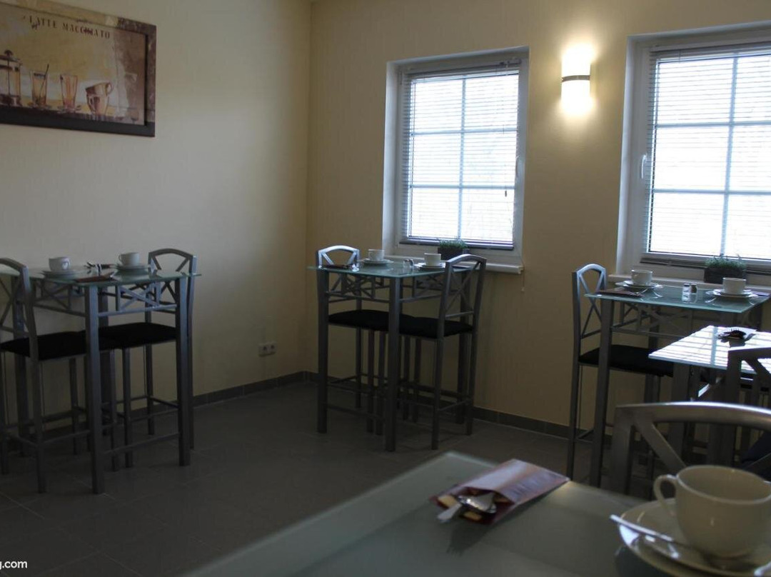 Hotel Pension garni Schwerin-Unterkunft主图