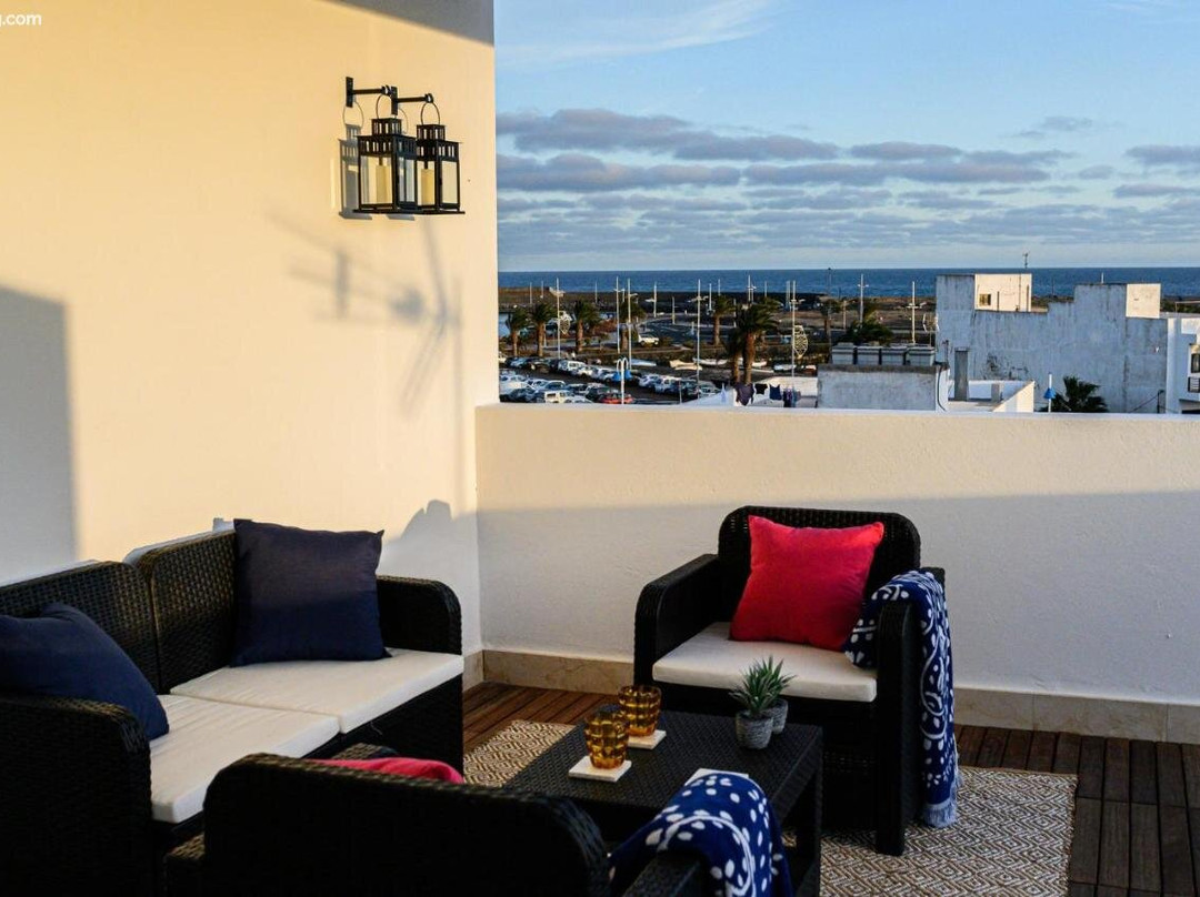Lantia Rooftop House主图
