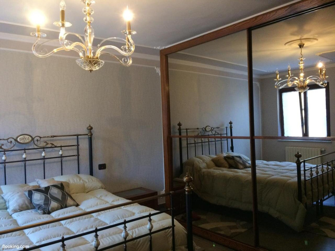 Sicily Center Rooms主图