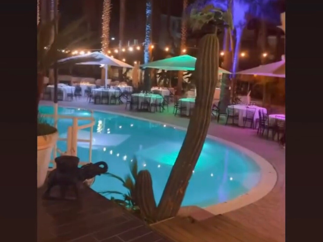 Piscine Karibu-那不勒斯必去景点