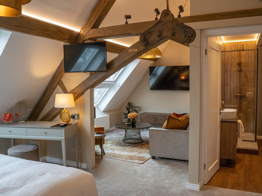 The Castle Hotel主图