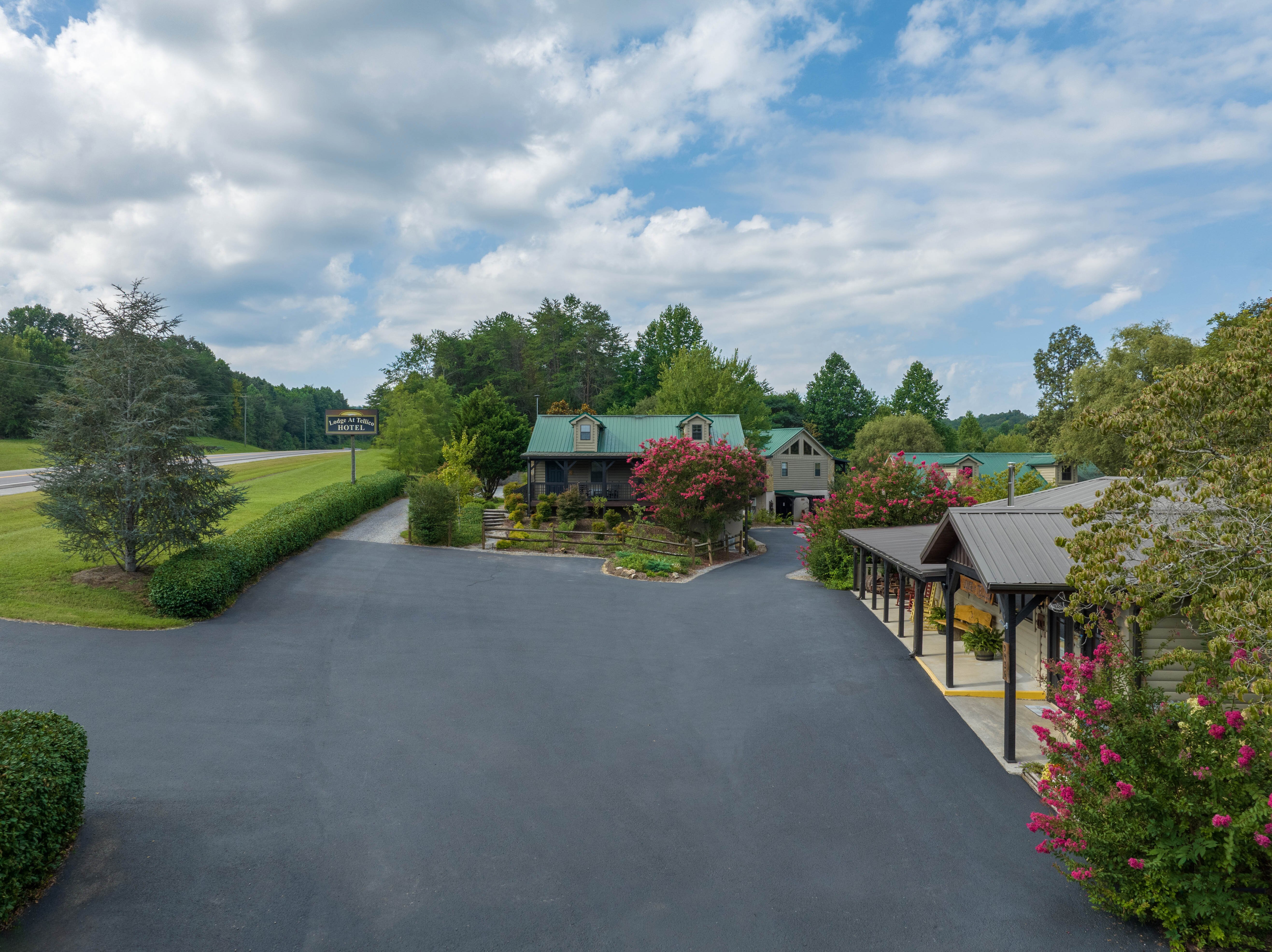 Lodge At Tellico-浴室