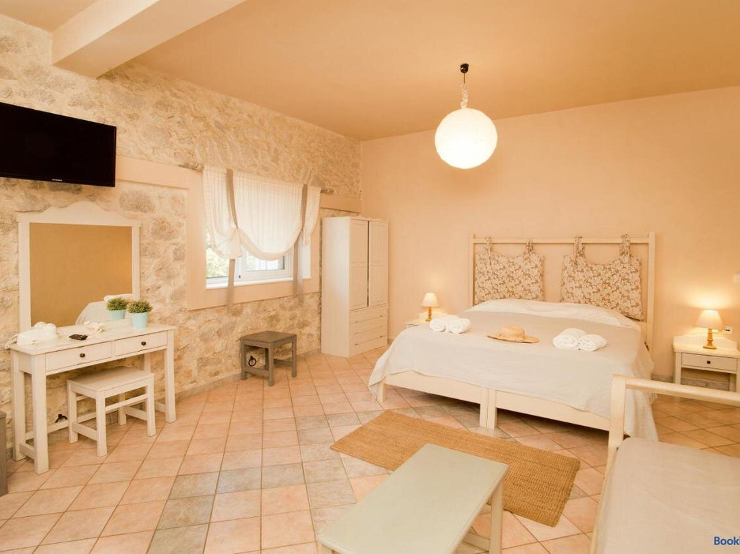 Paloma Luxury Studios